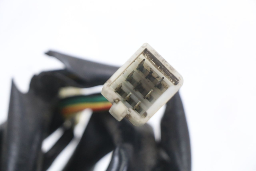 photo de MANUBRIO DESTRO KYMCO DINK 4T 50 (2007 - 2018) - Marcature e riferimenti originali