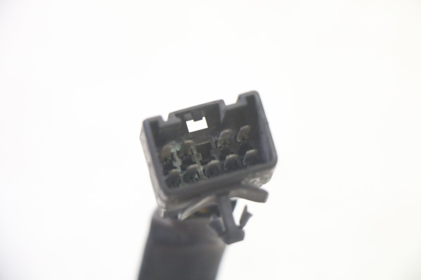 photo de COMMUTATORE DESTRO SUZUKI DL V STROM 1000 (2002 - 2007) - Ricambio usato controllato