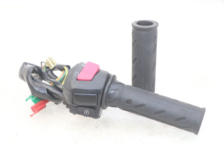 photo de MANUBRIO DESTRO KYMCO DOWNTOWN ABS 125 (2015 - 2017) - Vista principale