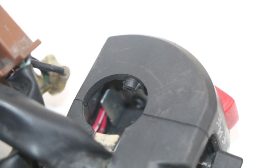 photo de MANUBRIO DESTRO YAMAHA FJR ABS 1300 (2006 - 2012) - Vista d'insieme del prodotto