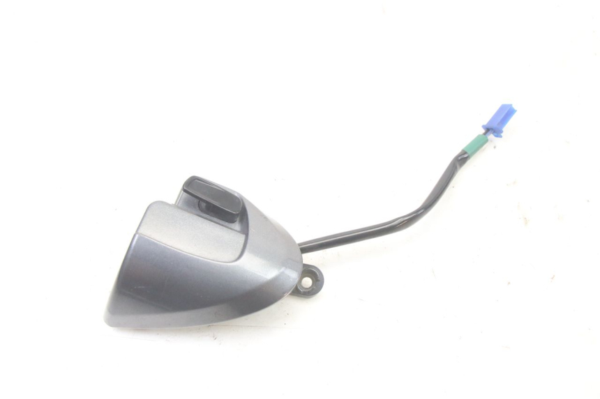 photo de Comando destro MBK FLAME X 125 (2007 - 2016) - Zoom sullo stato d'uso