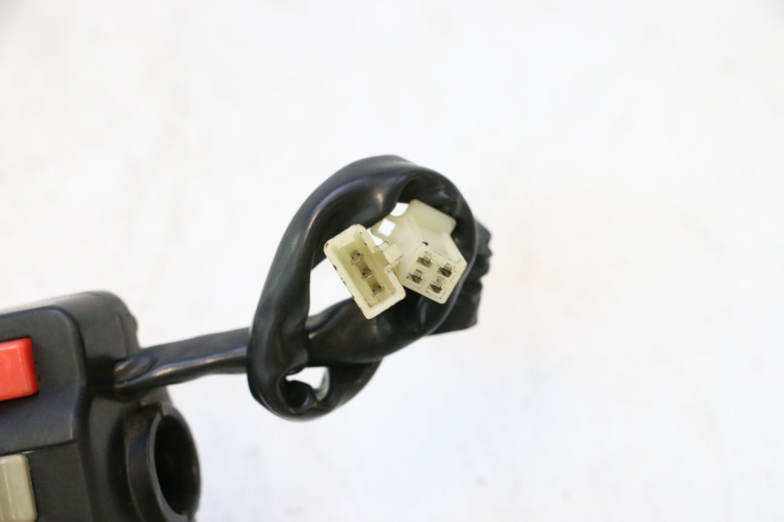 photo de COMMUTATORE DESTRO KEEWAY FOCUS 50 (2006 - 2009) - Dettaglio del componente