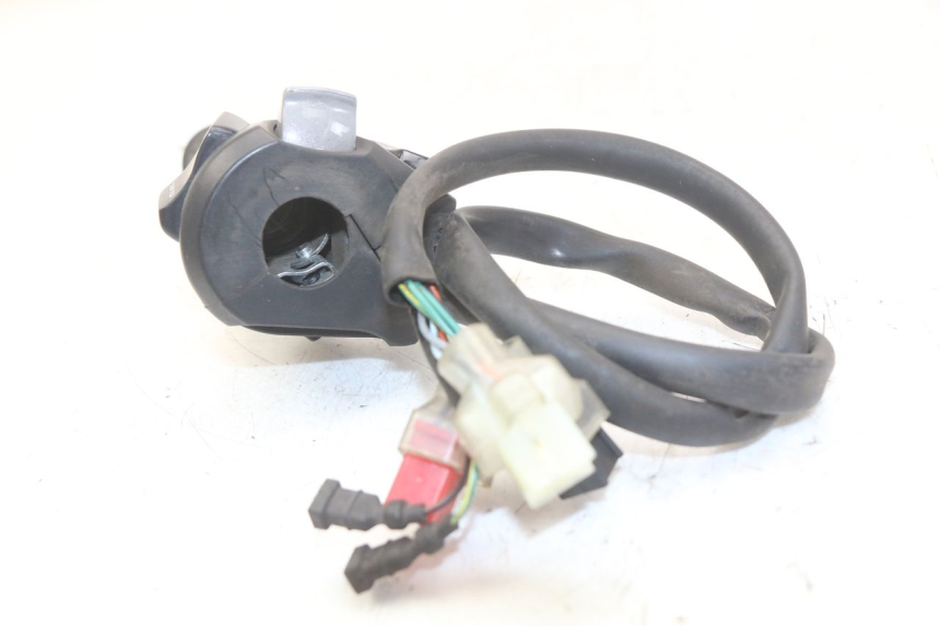 photo de MANUBRIO DESTRO HONDA FORZA 125 (2015 - 2016) - Vista d'insieme del prodotto