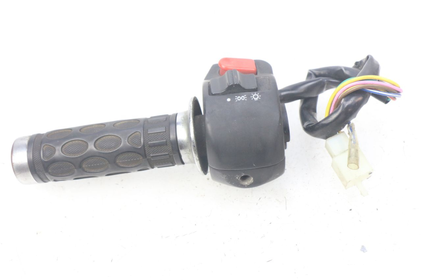 photo de COMANDO DESTRO SACHS FY125T FY T 125 (2007 - 2011) - Primo piano tecnico