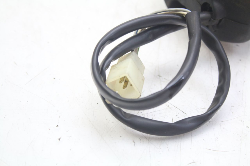 photo de COMMUTATORE DESTRO PEUGEOT GEOPOLIS RS 125 (2007 - 2009) - Primo piano tecnico