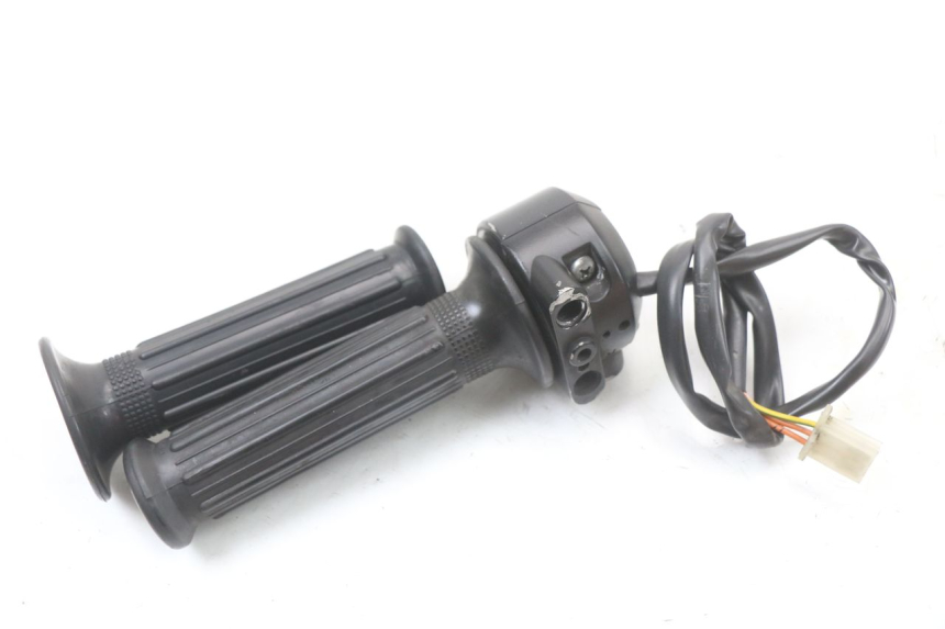 photo de COMANDO DESTRO HYOSUNG GF 125 (2001 - 2005) - Vista d'insieme del prodotto