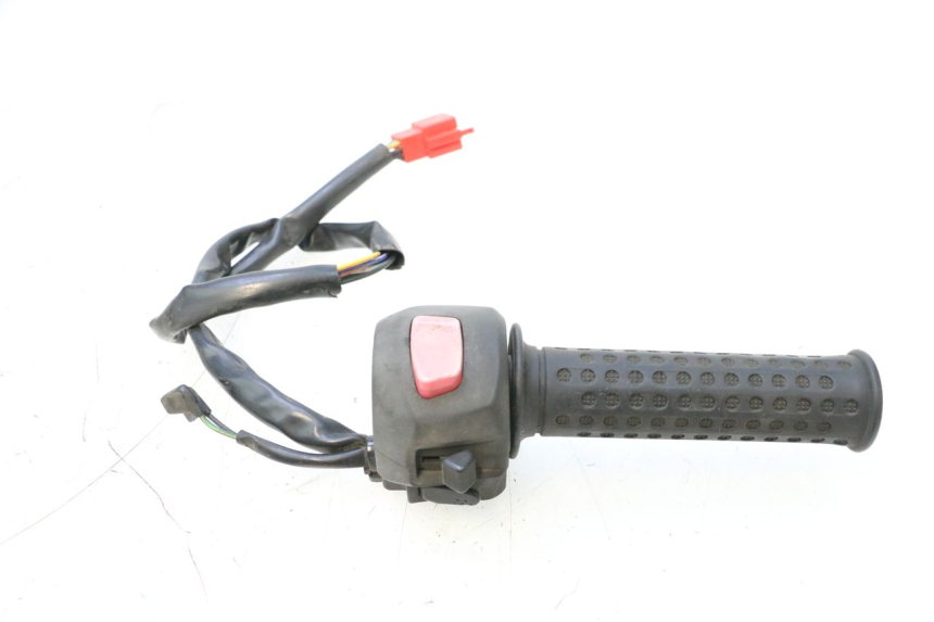 photo de MANUBRIO DESTRO SYM GTS EVO 125 (2009 - 2013) - Vista principale