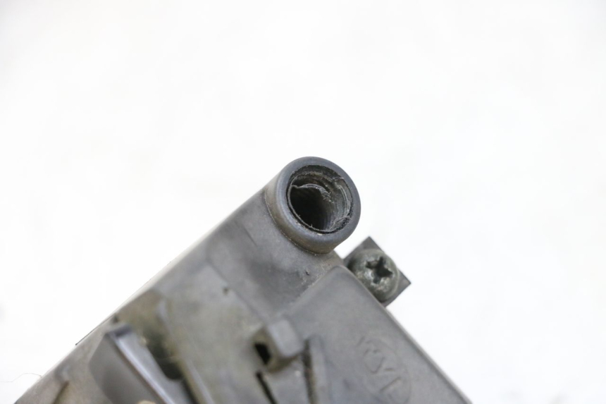 photo de COMMUTATORE DESTRO JM MOTORS GTS 125 (2015 - 2019) - Zoom sullo stato d'uso