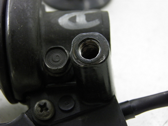 photo de Comando destro HONDA NH VISION 50 (1985 - 1994) - Stato della superficie e materiale