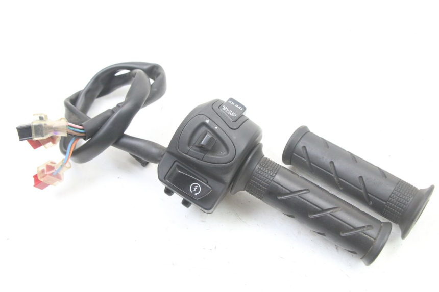 photo de Comando destro HONDA PCX (JF57/JF64) 125 (2014 - 2018) - Vista principale