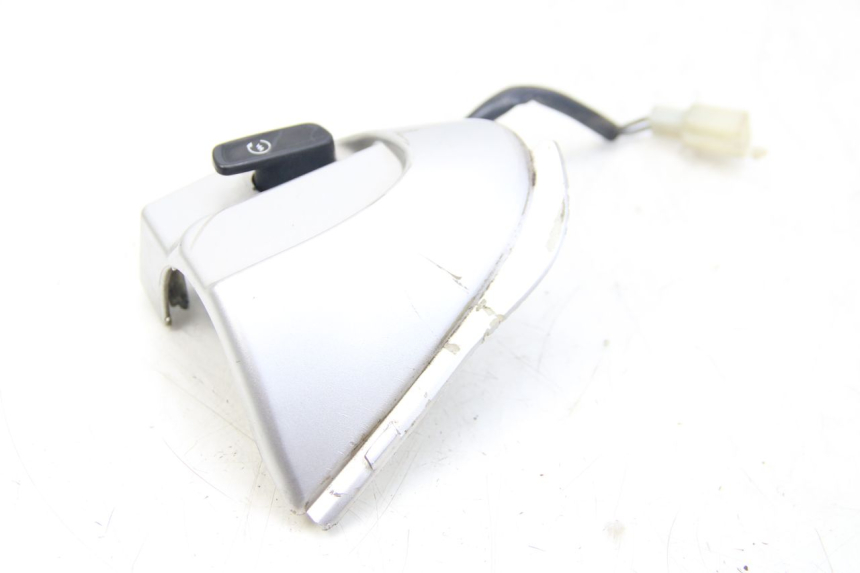 photo de COMMUTATORE DESTRO YAMAHA HW XENTER 125 (2011 - 2017) - Dettaglio del componente