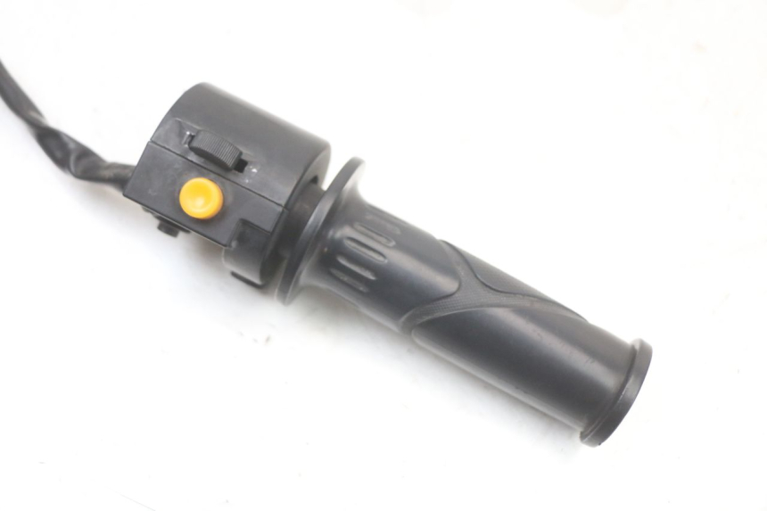 photo de COMMUTATORE DESTRO JM MOTORS OLDIES 4T 50 (2010 - 2020) - Dettaglio del componente