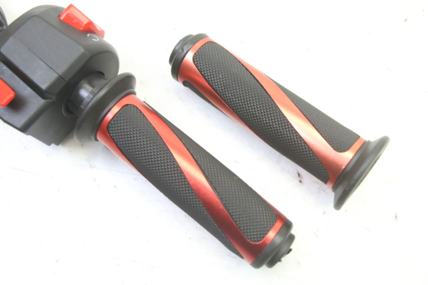 photo de COMMUTATORE DESTRO KIDEN KD125-G 125 (2018 - 2022) - Altra angolazione