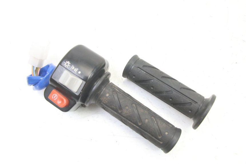 photo de MANUBRIO DESTRO KYMCO AGILITY 4T 50 (2005 - 2018) - Vista principale