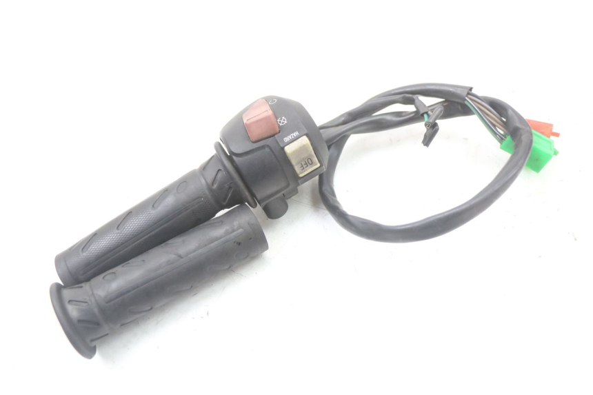 photo de MANUBRIO DESTRO KYMCO X-TOWN XTOWN 125 (2016 - 2021) - Primo piano tecnico