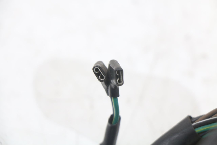 photo de MANUBRIO DESTRO KYMCO X-TOWN XTOWN 125 (2016 - 2021) - Marcature e riferimenti originali