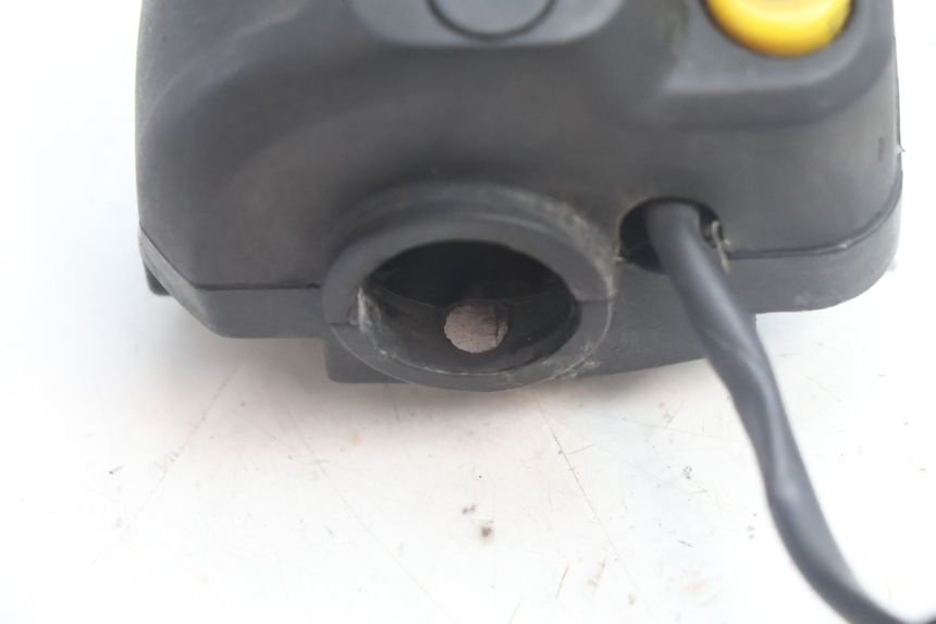 photo de MANUBRIO DESTRO PEUGEOT LUDIX BLASTER 50 (2006 - 2014) - Vista d'insieme del prodotto