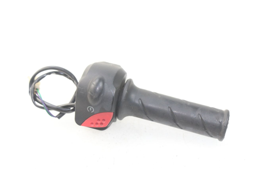 photo de MANUBRIO DESTRO PEUGEOT LUDIX 50 (2008 - 2017) - Vista principale