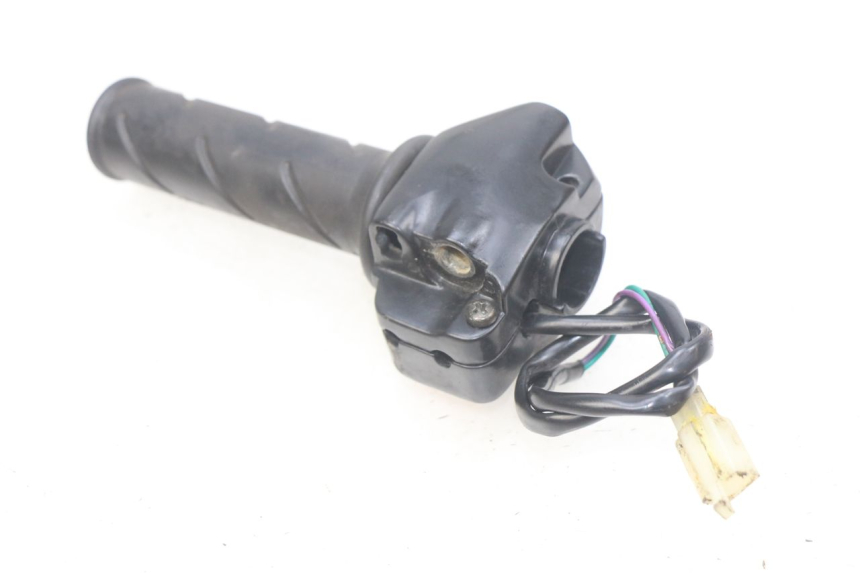 photo de MANUBRIO DESTRO PEUGEOT LUDIX 50 (2005 - 2007) - Altra angolazione