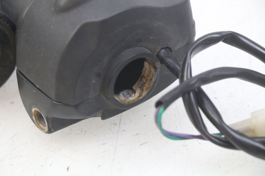 photo de MANUBRIO DESTRO PEUGEOT LUDIX 50 (2008 - 2017) - Primo piano tecnico