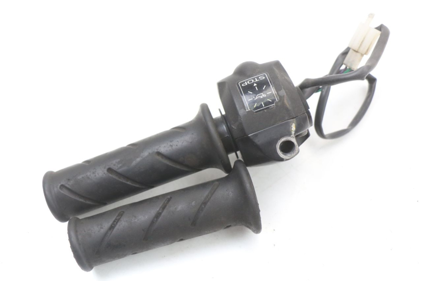 photo de MANUBRIO DESTRO PEUGEOT LUDIX 50 (2008 - 2017) - Vista d'insieme del prodotto