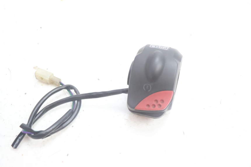 photo de MANUBRIO DESTRO PEUGEOT LUDIX 50 (2005 - 2007) - Vista principale