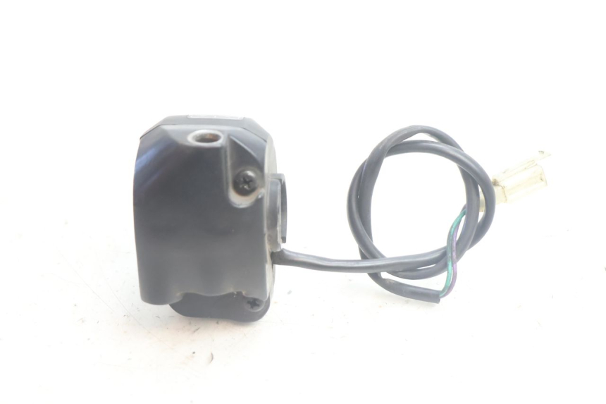 photo de COMMUTATORE DESTRO PEUGEOT LUDIX PRO 2T 50 (2010 - 2017) - Altra angolazione