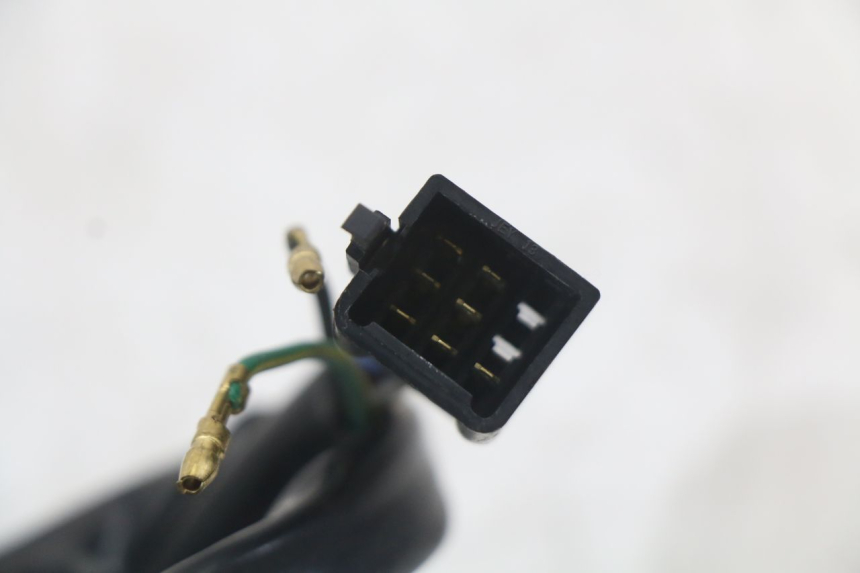 photo de MANUBRIO DESTRO SYM MIO 50 (2011 - 2017) - Caratteristiche distintive