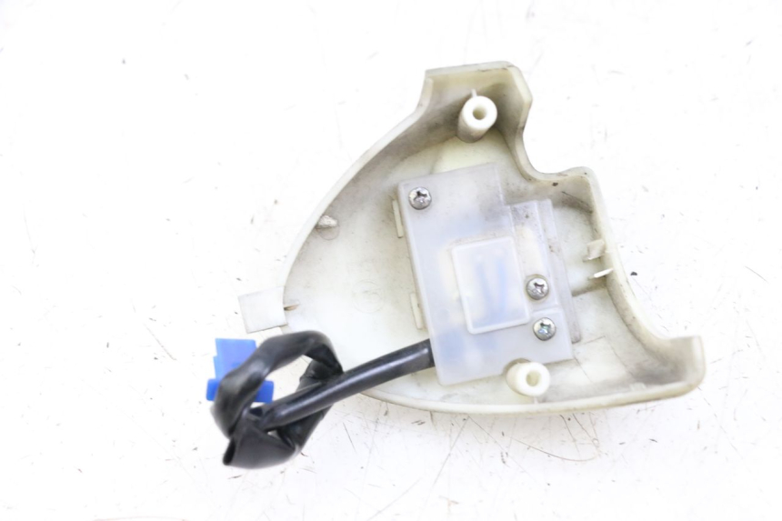 photo de COMMUTATORE DESTRO YAMAHA NEO'S NEOS 2T 50 (2007 - 2017) - Zoom sullo stato d'uso