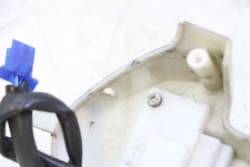 photo de MANUBRIO DESTRO YAMAHA NEOS NEO'S 4T 50 (2008 - 2016) - Zoom sullo stato d'uso