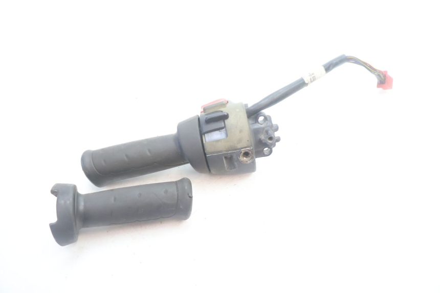 photo de COMMUTATORE DESTRO MBK NITRO 50 (2004 - 2008) - Altra angolazione