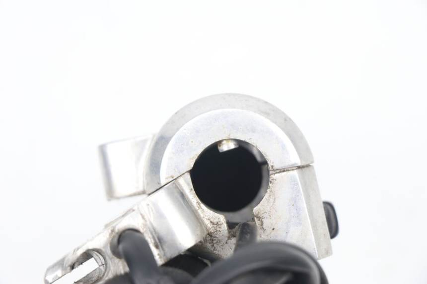 photo de COMMUTATORE DESTRO HONDA NPS ZOOMER 50 (2004 - 2013) - Zoom sullo stato d'uso