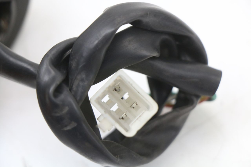 photo de COMMUTATORE DESTRO JM MOTORS OLDIES 4T 50 (2010 - 2020) - Stato della superficie e materiale