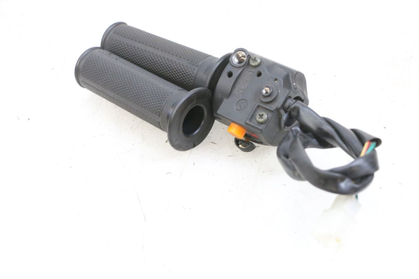 photo de COMMUTATORE DESTRO JM MOTORS OLDIES 4T 50 (2010 - 2020) - Vista d'insieme del prodotto