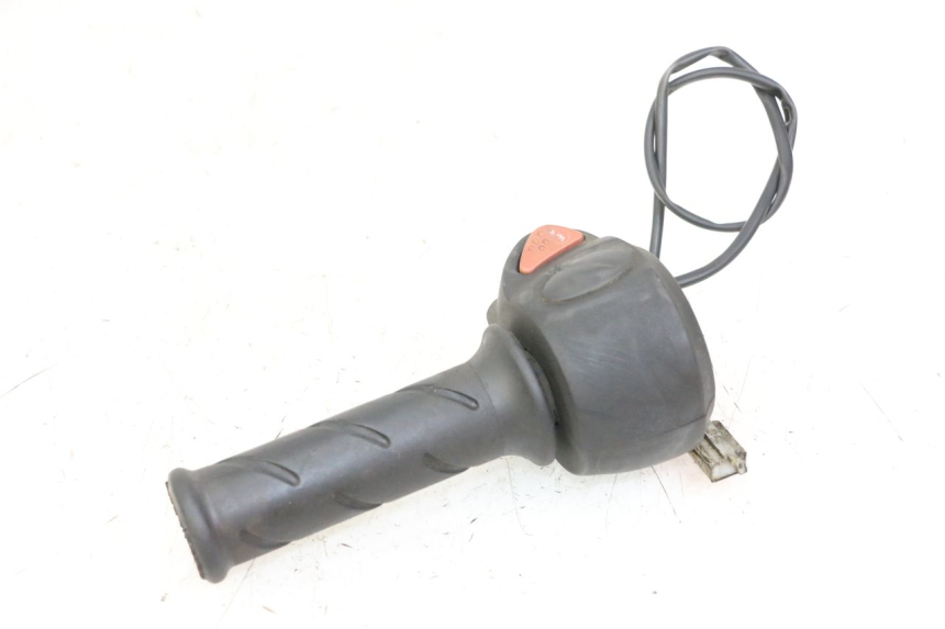 photo de MANUBRIO DESTRO PEUGEOT CITYSTAR 50 (2013 - 2017) - Vista d'insieme del prodotto