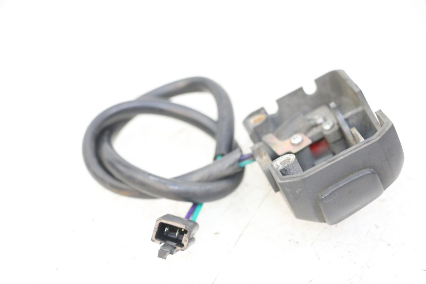 photo de MANUBRIO DESTRO PEUGEOT KISBEE 4T 50 (2018 - 2022) - Zoom sullo stato d'uso