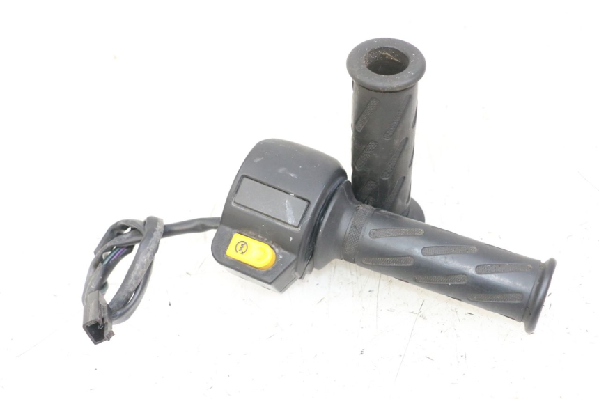 photo de COMMUTATORE DESTRO PEUGEOT VIVACITY 125 (2010 - 2017) - Vista principale