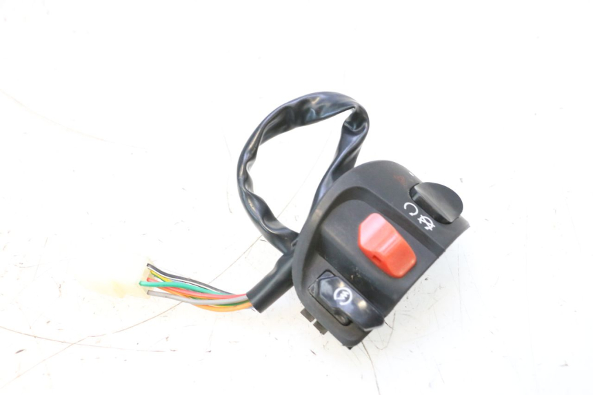 photo de COMMUTATORE DESTRO EFUN PUSA 1 - Dettaglio del componente
