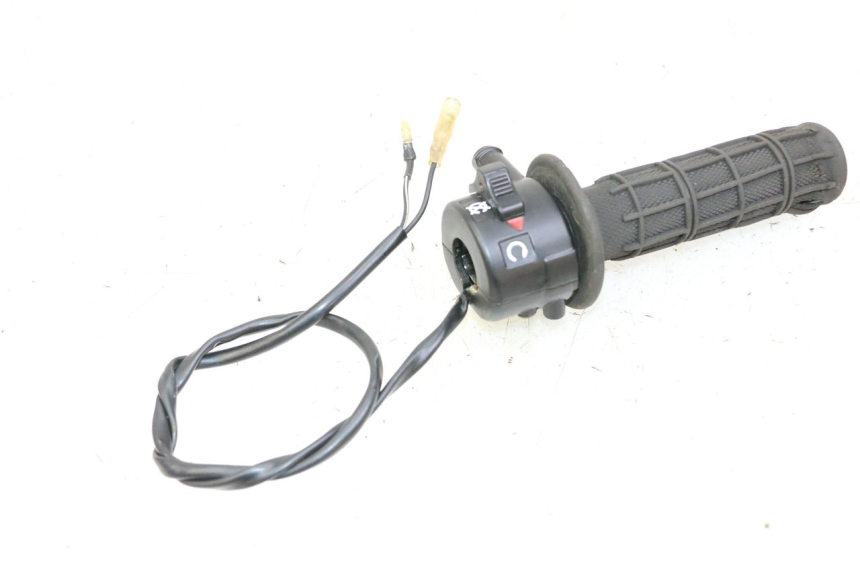 photo de MANUBRIO DESTRO YAMAHA PW 80 (1983 - 2014) - Vista principale