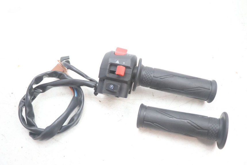 photo de COMMUTATORE DESTRO JM MOTORS R-MAX TECH 50 (2024 - 2026) - Vista principale