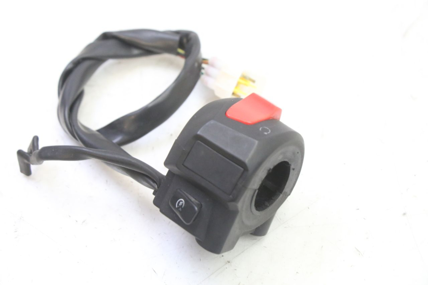 photo de COMMUTATORE DESTRO MAG POWER R-STREET 50 (2016 - 2025) - Dettaglio del componente