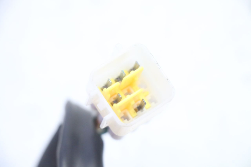 photo de COMMUTATORE DESTRO MAG POWER R-STREET 50 (2016 - 2025) - Ricambio usato controllato