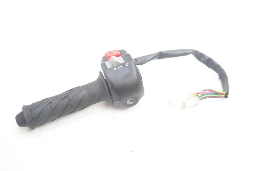 photo de MANUBRIO DESTRO RIDE RACE GT 2T 50 (2012 - 2017) - Altra angolazione