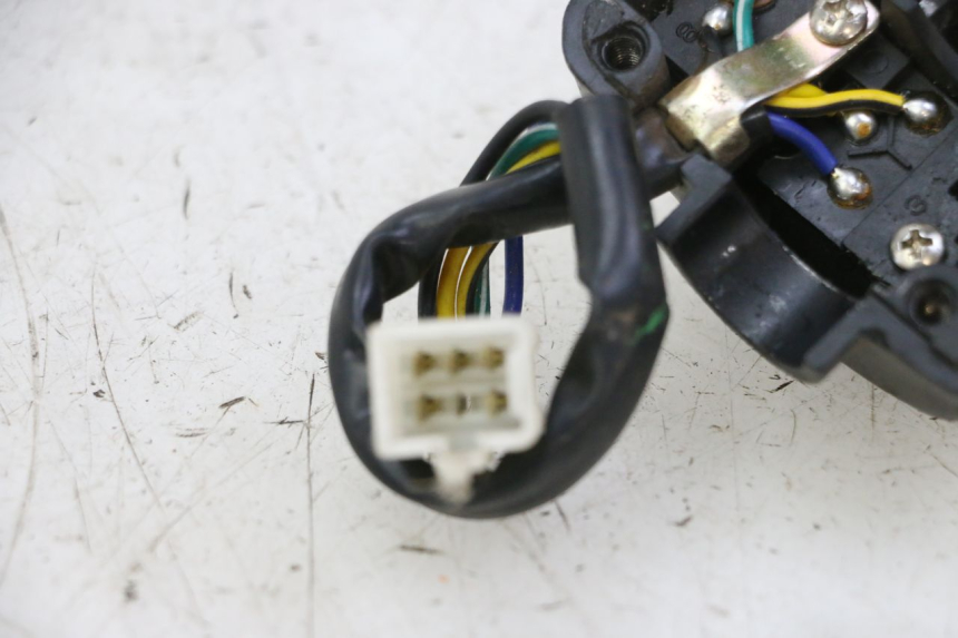 photo de COMANDO DESTRO PGO RODOSHOW 2T 50 (2003 - 2007) - Primo piano tecnico