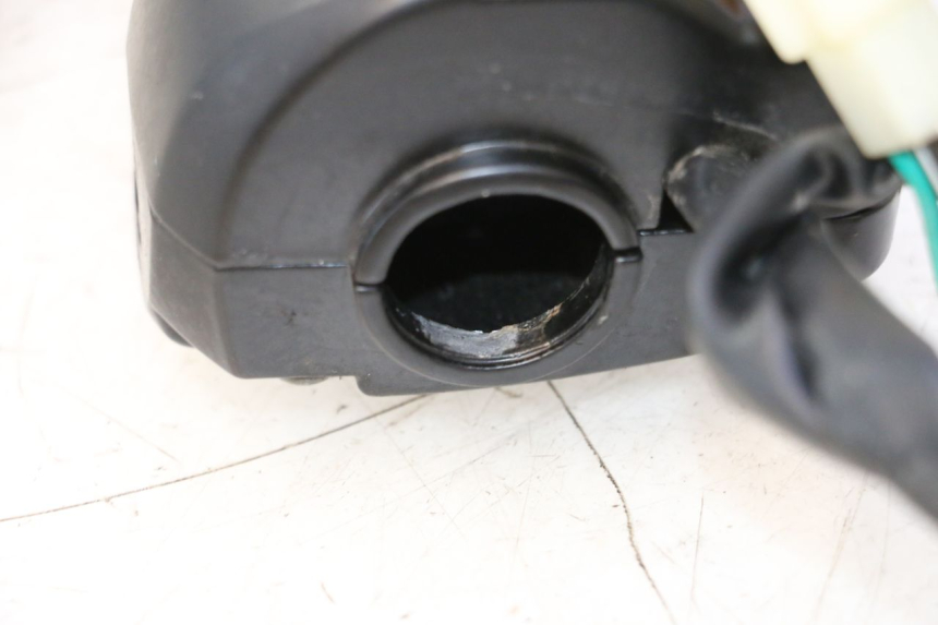 photo de COMMUTATORE DESTRO TNT MOTOR ROMA 10' 2T 50 (2011 - 2018) - Dettaglio del componente