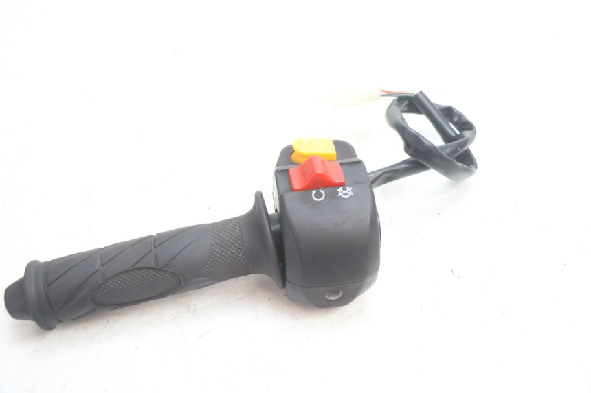 photo de MANUBRIO DESTRO TNT MOTOR ROMA 12' 2T 50 (2007 - 2018) - Zoom sullo stato d'uso
