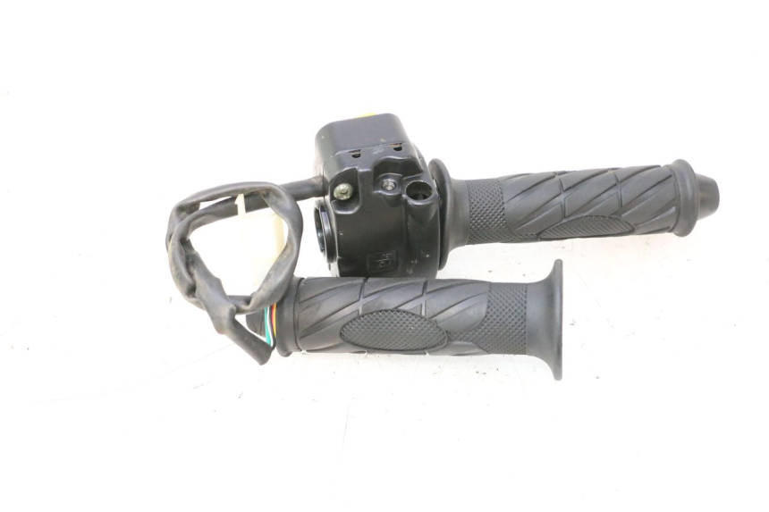 photo de MANUBRIO DESTRO TNT MOTOR ROMA 12' 2T 50 (2007 - 2018) - Dettaglio del componente