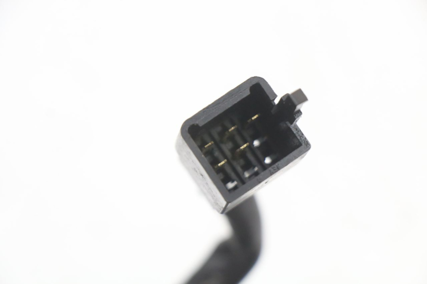 photo de COMMUTATORE DESTRO APRILIA RS 50 (2006 - 2010) - Stato della superficie e materiale