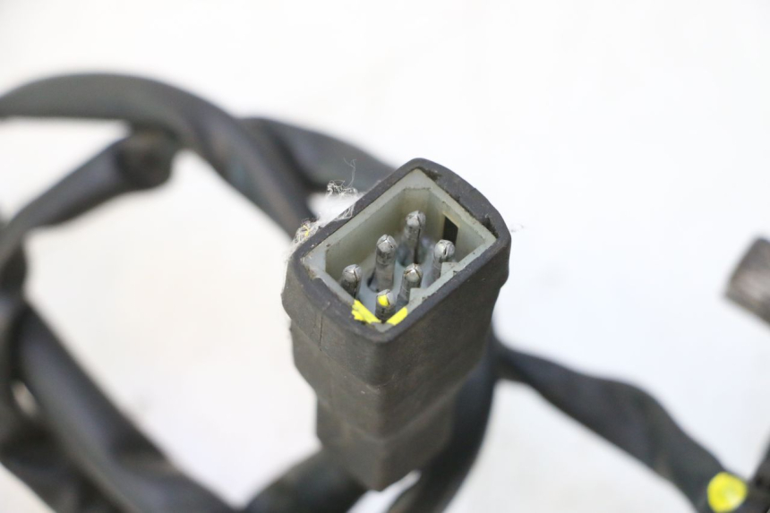 photo de COMMUTATORE DESTRO MZ RT 125 (2000 - 2008) - Caratteristiche distintive