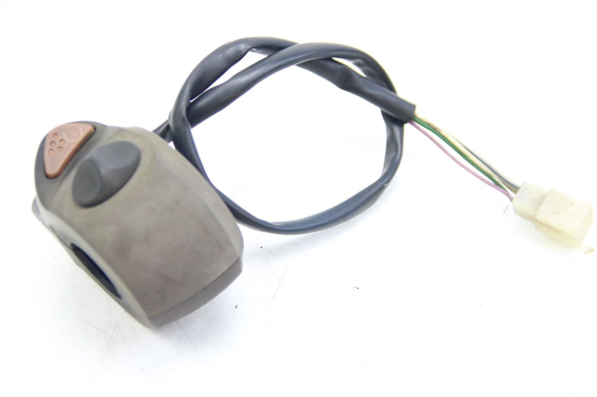 photo de MANUBRIO DESTRO PEUGEOT SATELIS COMPRESSOR K15 125 (2006 - 2009) - Dettaglio del componente